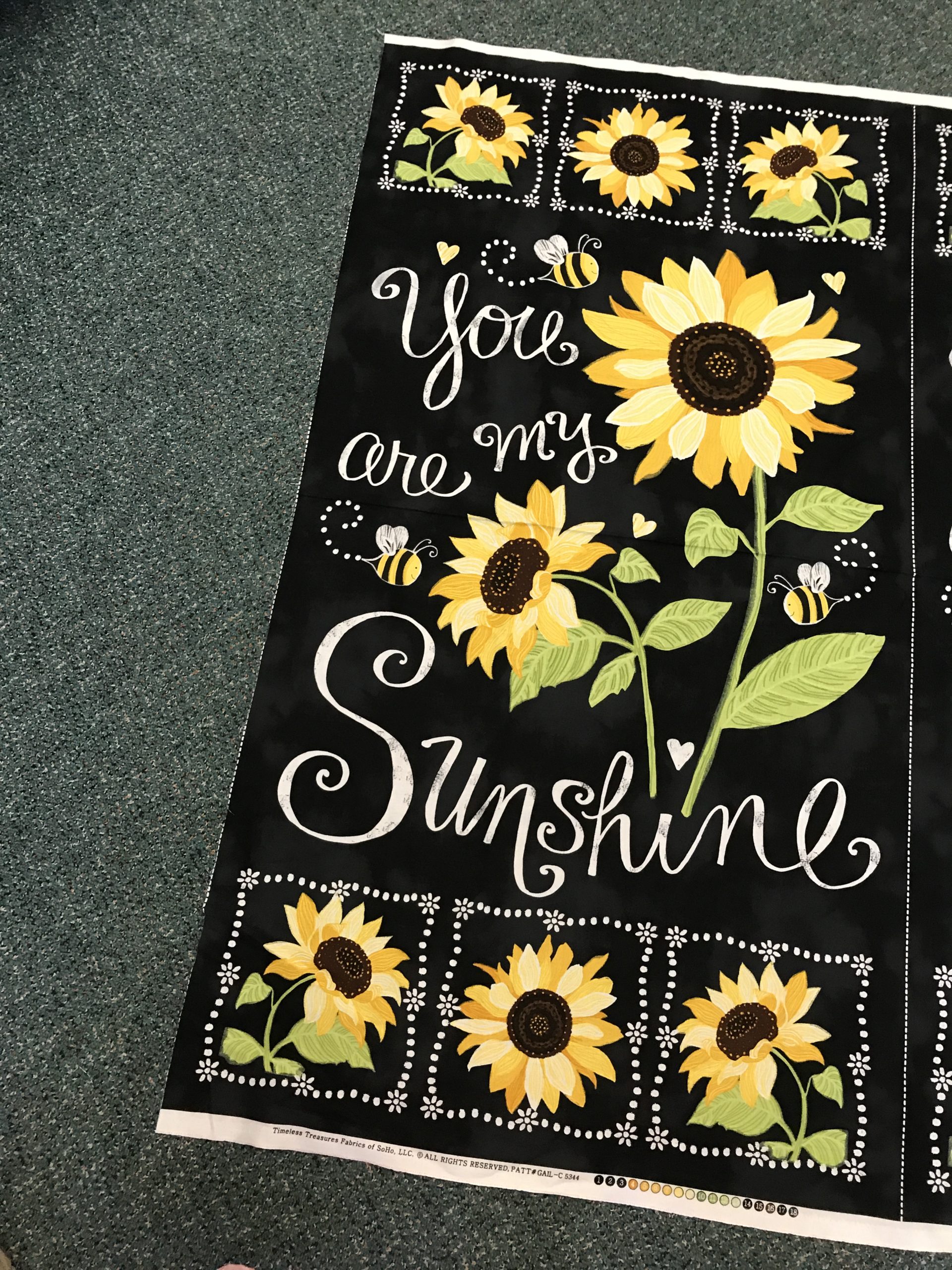 24″ Sunflower Panel